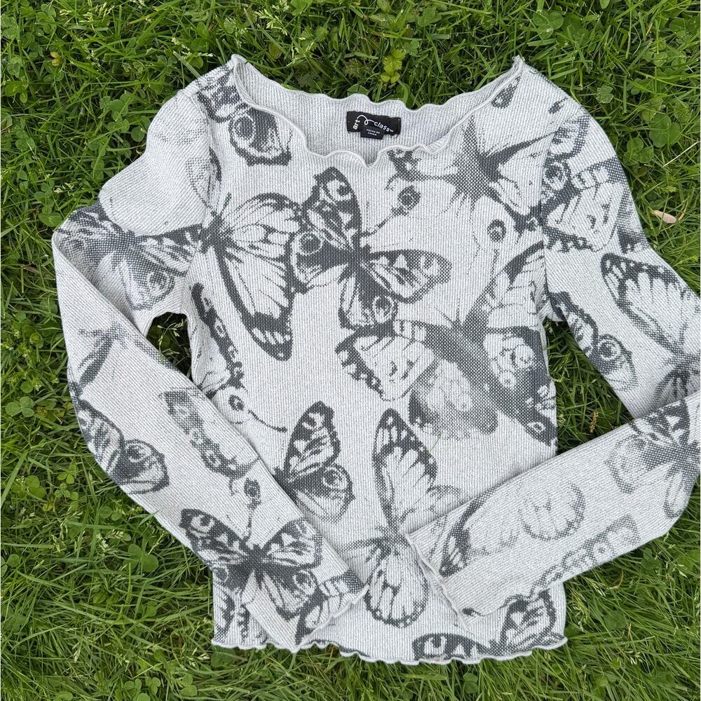 Art Class Girls Butterfly Print Long Sleeve Top Gray Fitted (SZ S)